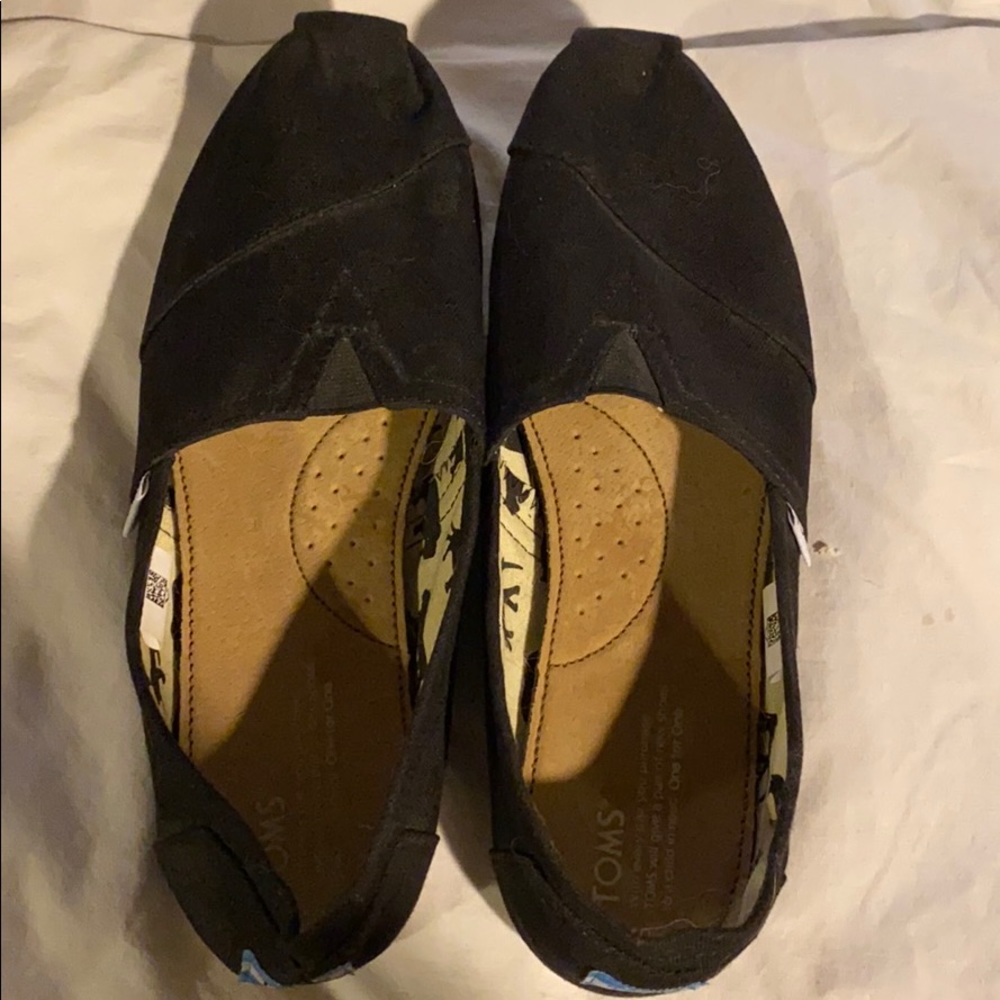 Black TOMs
